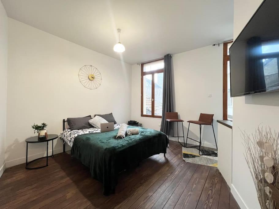 Ferienwohnung Le Petit Nid A 2 Min Gare / Centre Meulan Exterior foto